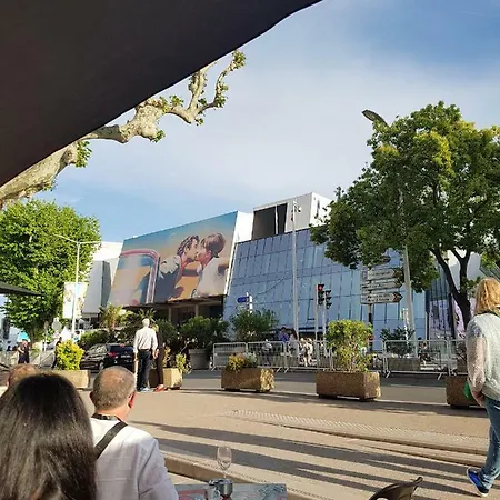 Апартаменты Studio Le Lutecia *